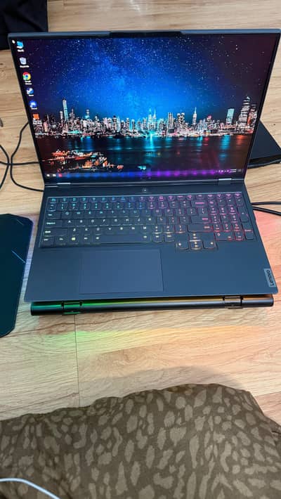 Lenovo Legion 7 RTX 3070 Ryzen 7 5800H