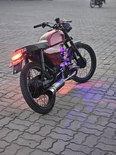 Honda CD 70 2010 converted into Cafe Racer