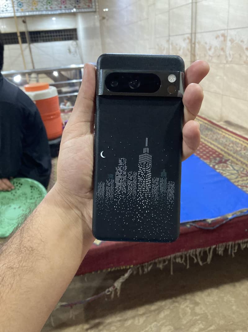 Google pixel 8 pro 1