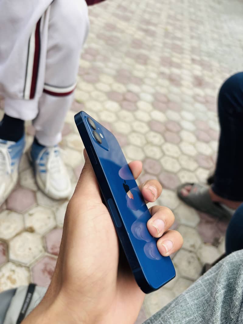 IPHONE 12 2