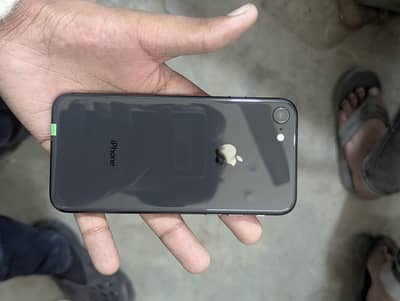 iPhone 8| 10/10 Condition Scratchless