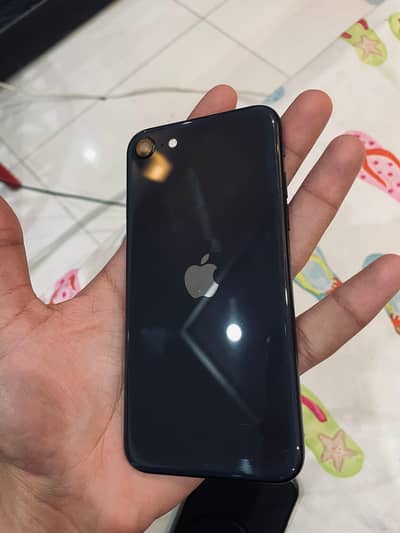 IPhone se 2020 10/9 condition non pta