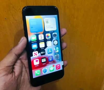 IPhone 7 32 Gb Full Lush Condition no Faults Camera Vip Touch id ok