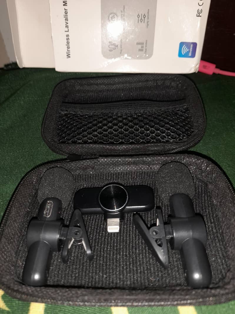 wireless microphone 0