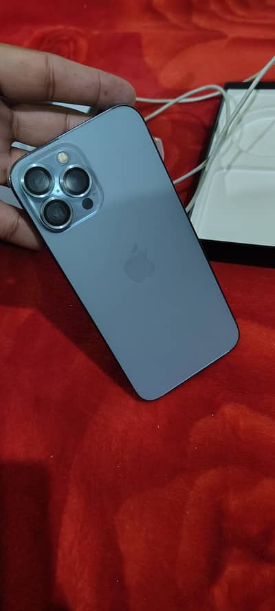 I phone 13 pro max white screen but pta approved dual sim