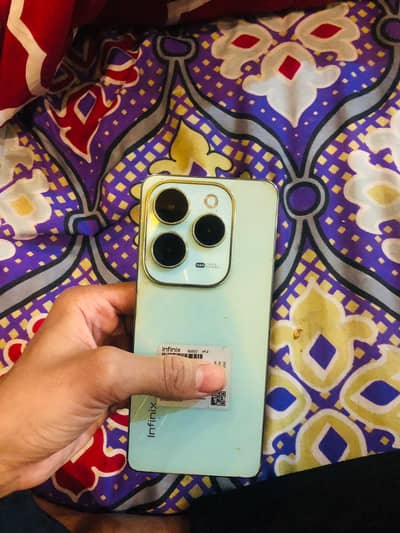 Infinix hot 40 pro for sell 8+8 256 gb