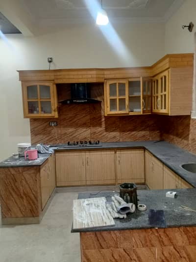 7 Marla First floor availabile for rent