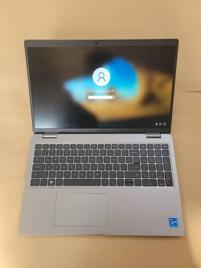 Dell Latitude 5520 i5-11th Gen 256gb Nvme 10/10 Original paint