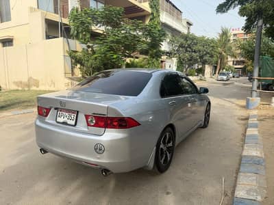 Honda Accord CL9