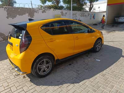 Toyota Aqua G soft leather full option 2014/18