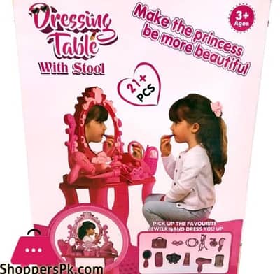 dresing table with stool