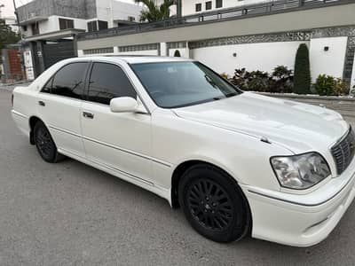 Toyota crown 2001/2003 regular import first owner top of the line