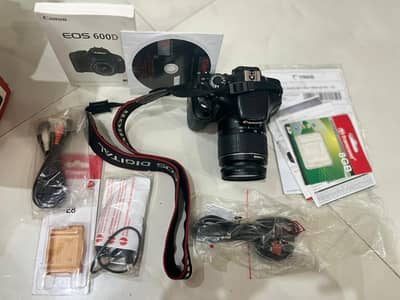 Canon EOS 600D DSLR with 18-55mm Kit Lens | Excellent Condition