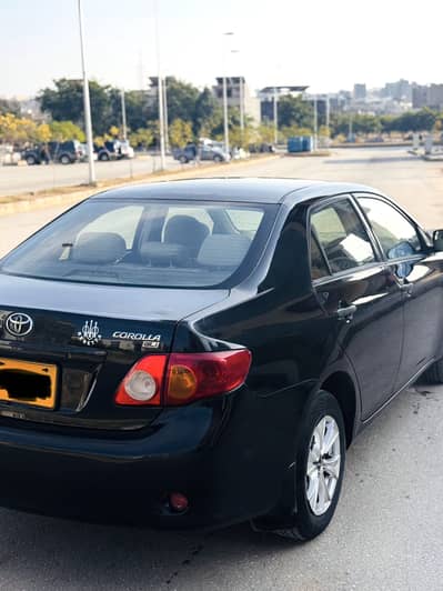 Gli 2009 Model Antique Car