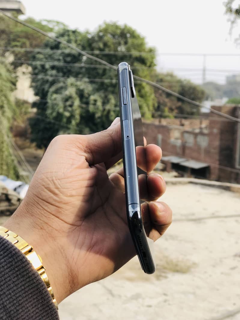 iPhone X 1