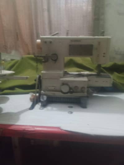 3 nidle sewing machine