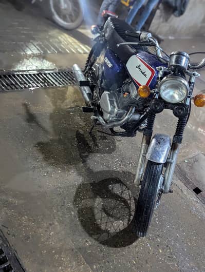 Honda cb250
