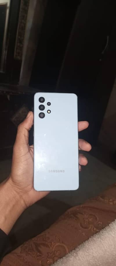 samsung a32 only mobile all ok just slightly back damaged
