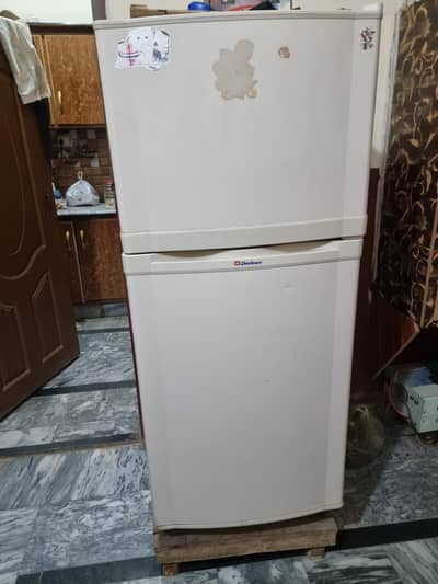 Dawlance Refrigerator - 100% Original Condition (Urgent Sale)