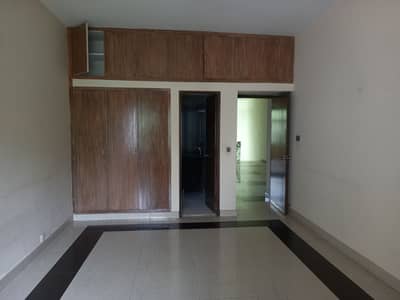 10 Marla House For Rent In Upper Mall
