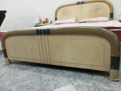 Dibble Bed with slide Tables