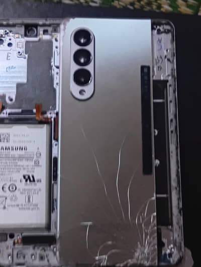 All part Available hai not  LCD ok