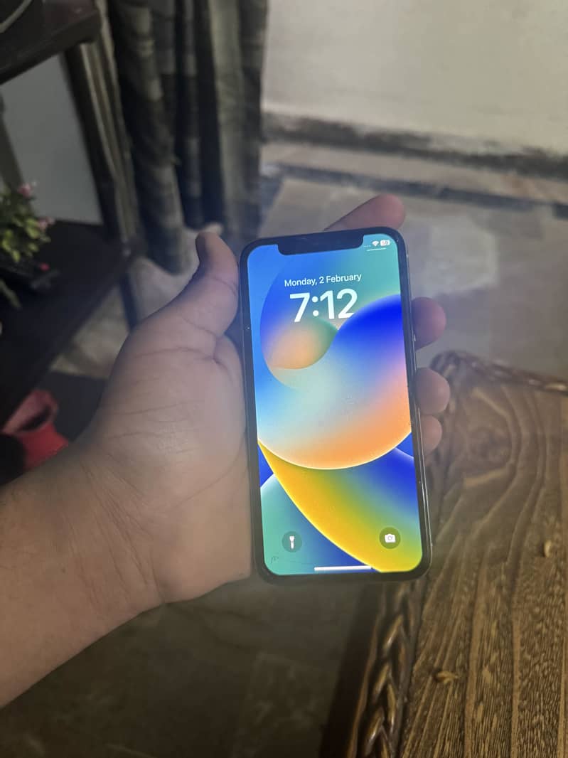 IPHONE X 7