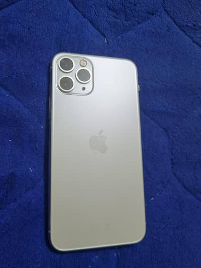 iPhone 11 pro 256gb  locked
