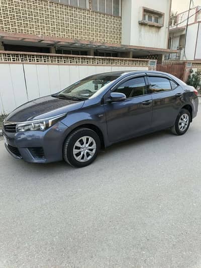 Toyota Corolla GLI 2015 automatic 1st owner genuine car