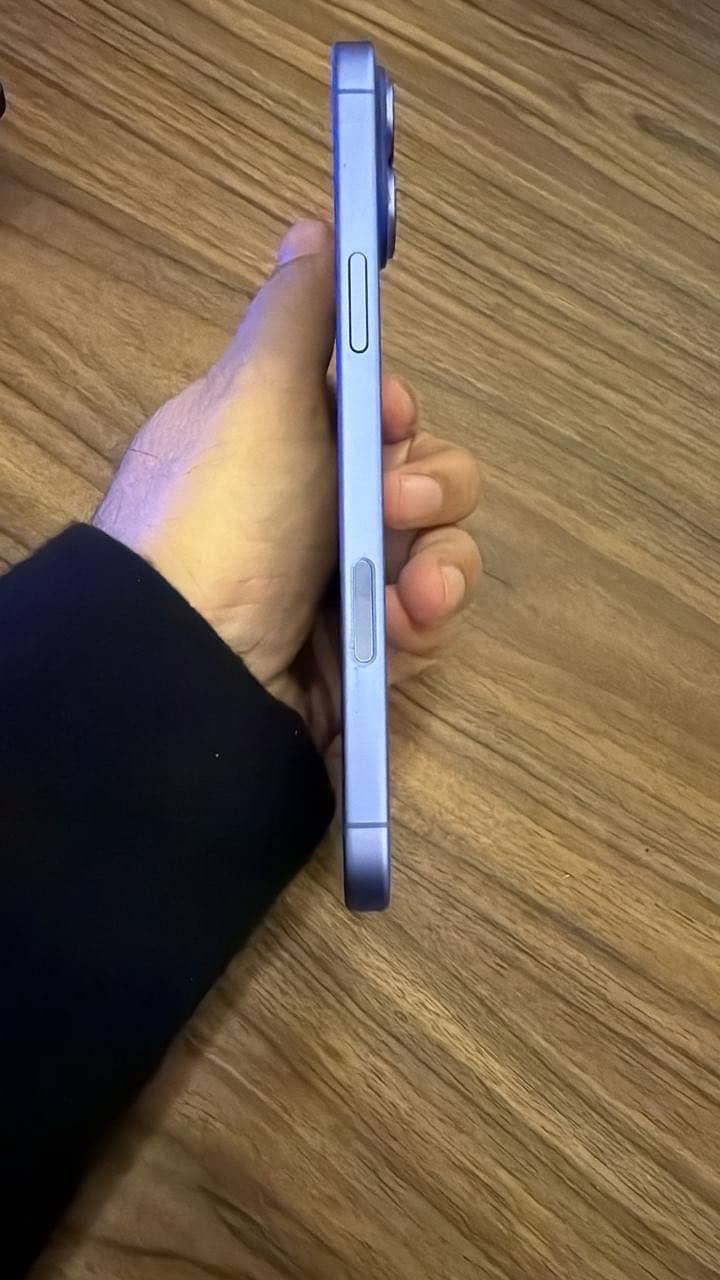 Iphone 16 plus 1