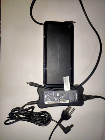 Belkin Thunderbolt 3 Dock + Thunderbolt 4 Cable + Power Adapter 