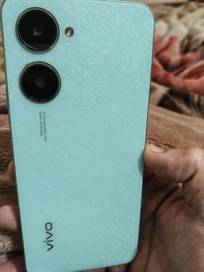 vivo y03 ful box condition10:10 all ok number 03286394978