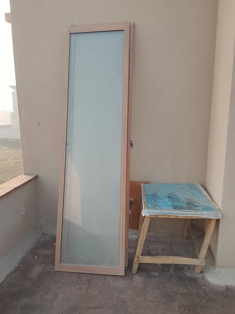 بالکل نیو کھڑکی سیل کرنے کے لیے دستیاب ہے دو سلائیڈنگ 0