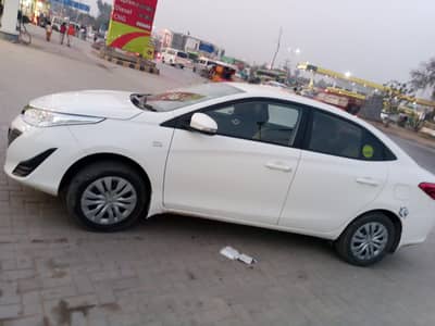 Toyota car for sale urjent AJ hi