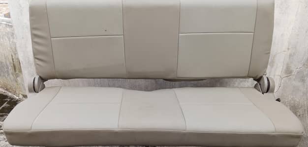 Suzuki Every back seat