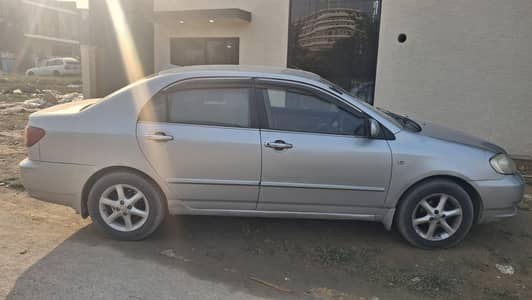Toyota corolla 2. D 2003 Petrol