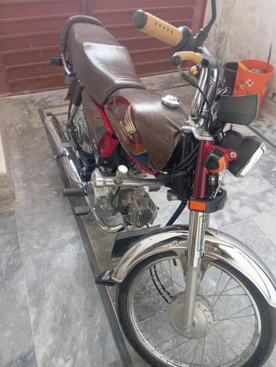 Honda cd 70 red 7700 km