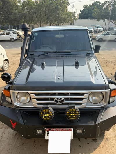 toyota landcruiser RKR 1989