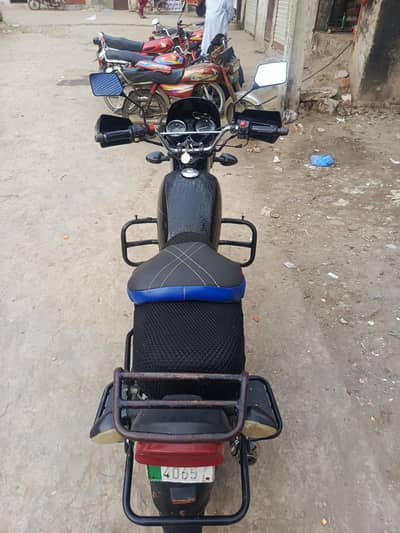 Suzuki GS 150 2016 | Black | Single Owner | Well Maintained