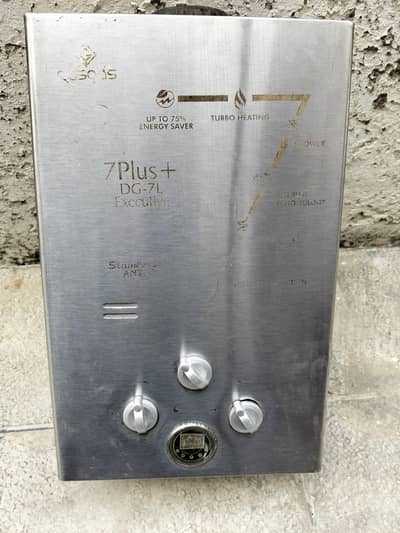 Nasgas Instant geyser steel body.