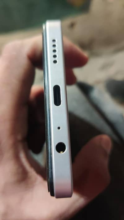 Vivo y19s urgent for sale  100/%ok koi masla ni ha