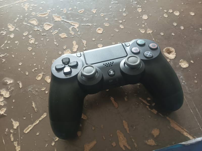 PS4 pro 3