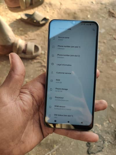 vivo y20 4/64 with box charger