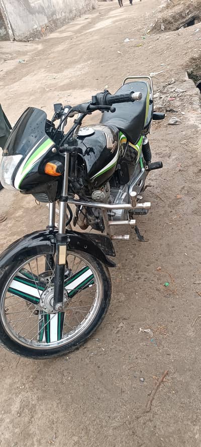 Honda deluxe 15 model