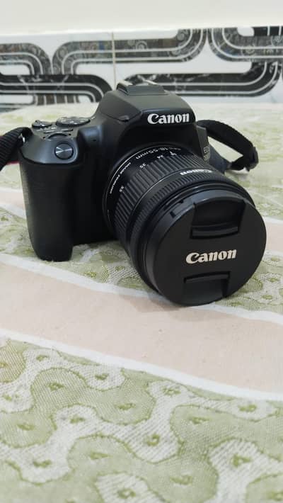 Canon EOS 200D Mark II DSLR Camera 24.1MP with 4K Video