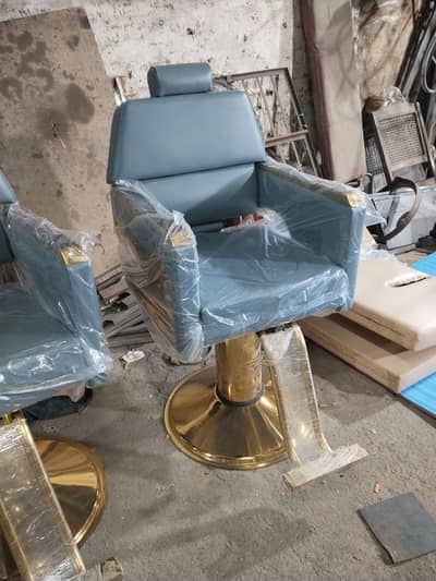 Barber chair/Cutting chair/ Shampoo unit/Trolly/Saloon Furniture.