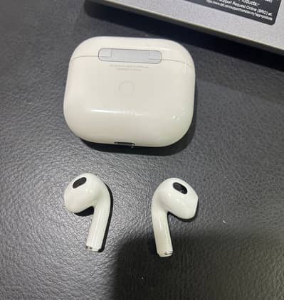 Original Apple Airpods 3