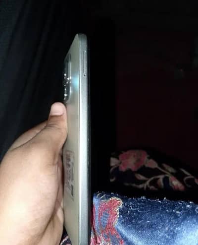 Infinix hot 50i 6+6/128  120HZ display 10/10 condition