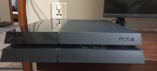 Ps4 Fat jailbreak 500 GB or 1.5 TB