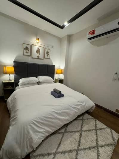 we are offering 2 furnished apartment in Iqbal block